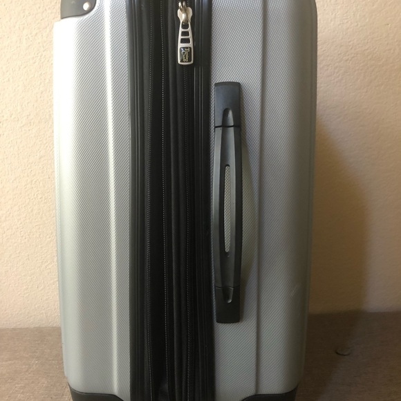 Travelers Club Bags Travelers Club Hard Side Expandable Luggage